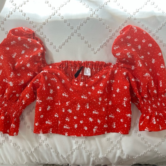 Red Puff Sleeve Crop Top - Picture 4 of 5